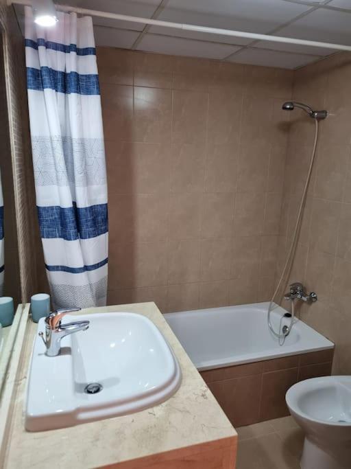 Toyo Alcazaba Suites Gran Terraza Y Vistas, 2Hab, Piscina Y Garaje 雷塔马尔 外观 照片
