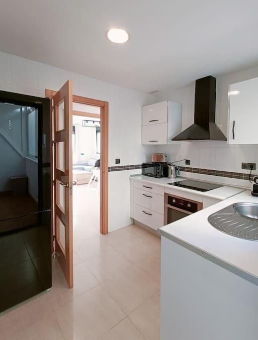 Toyo Alcazaba Suites Gran Terraza Y Vistas, 2Hab, Piscina Y Garaje 雷塔马尔 外观 照片